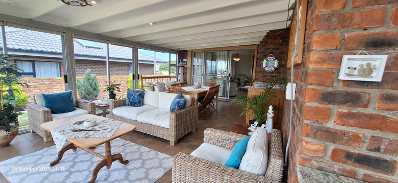 5 Bedroom Property for Sale in Tergniet Western Cape